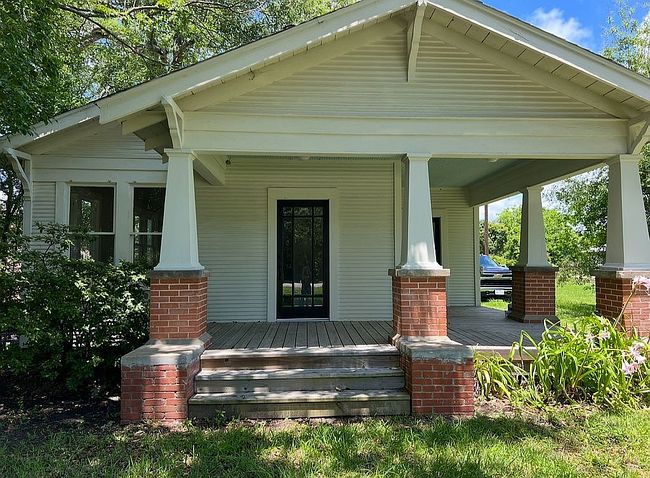 Photo of 4042 W Park Ave, Orange, TX
