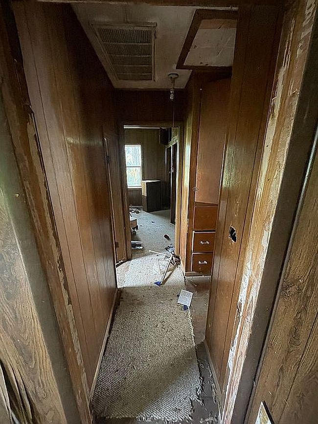 Image of 107 N Oak St