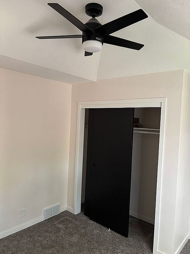 Photo of 15611 Parker Cir, Omaha, NE