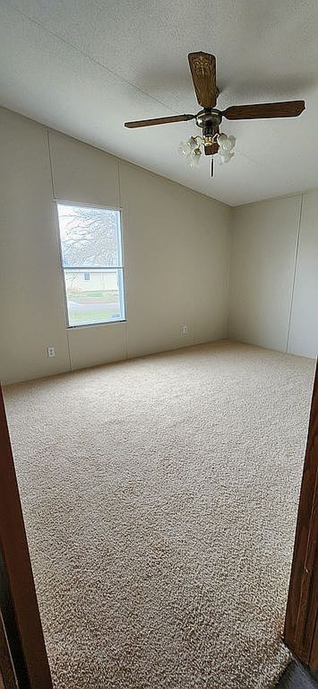 Image of 600 S 7th St