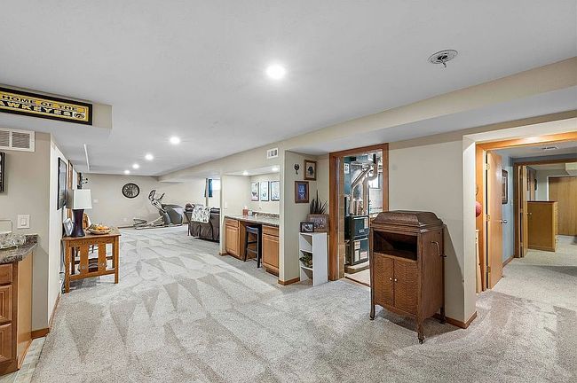 Photo of 203 Rhinehart Ave, Dallas Center, IA