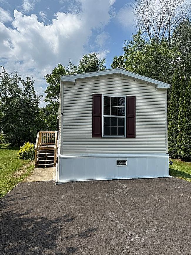 Photo of 1021 Waterloo Geneva Rd #7, Waterloo, NY