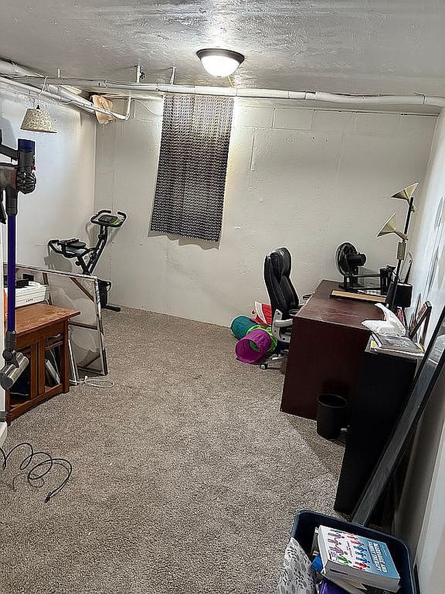 Image of 2521 S 3rd Plz