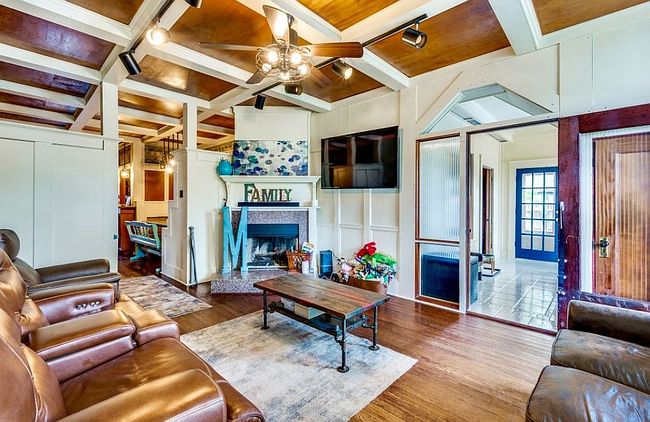 Photo of 132 S Ward St, Italy, TX