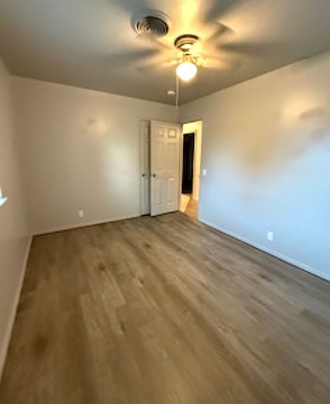 Photo of 512 N 1st St, Weatherford, OK
