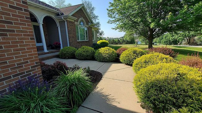 Photo of 5011 Skare Ct N, Rochelle, IL
