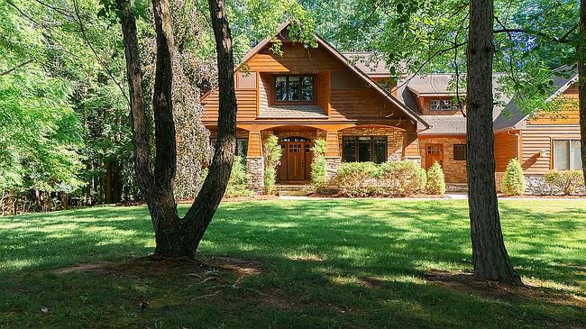 Photo of 1020 Cherry Valle Ln, Williamston, MI