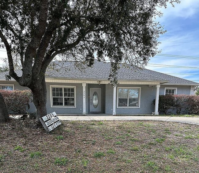 Image of 2205 Crooked Oak Ct