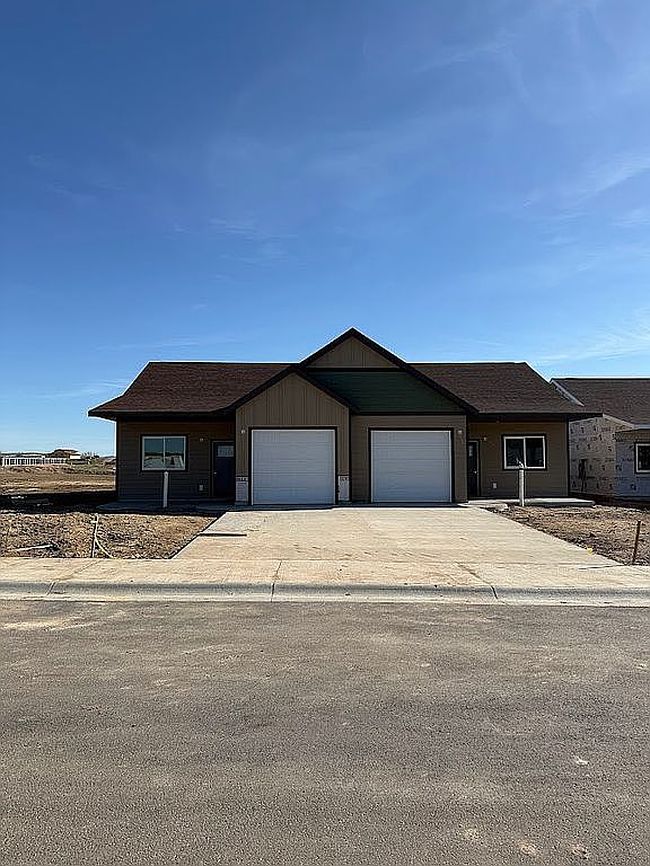 Image of 672 Valley View Dr