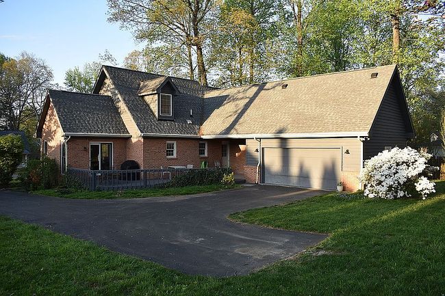 Photo of 440 Laurel Park Cir, Cookeville, TN