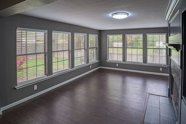 Image of 6502 Jones Ln