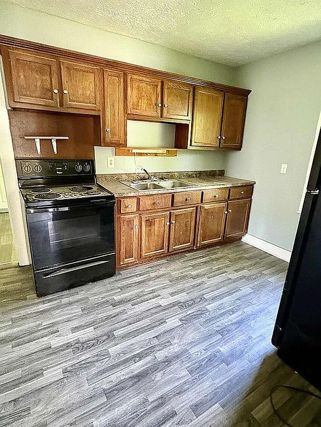 Photo of 310 Mckenna St, Glasgow, KY