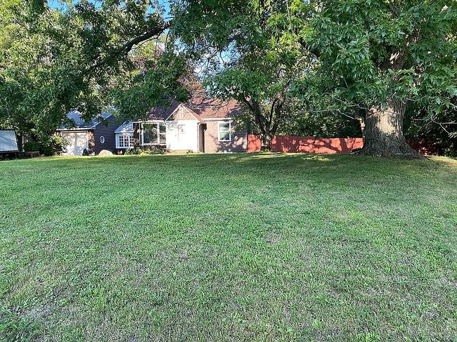 Photo of 111 Milbert Rd, Minnetonka, MN