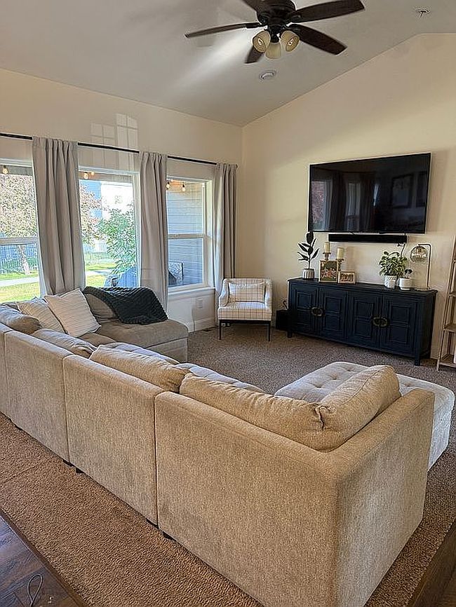 Photo of 1378 Misty Meadows Ct, Twin Falls, ID