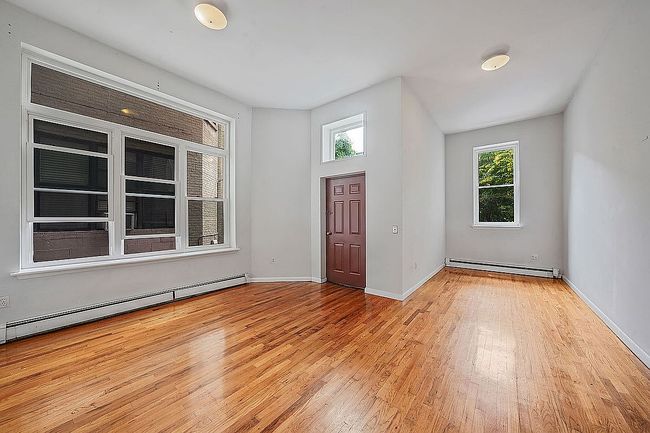 Photo of 246 Hancock St #1, Brooklyn, NY