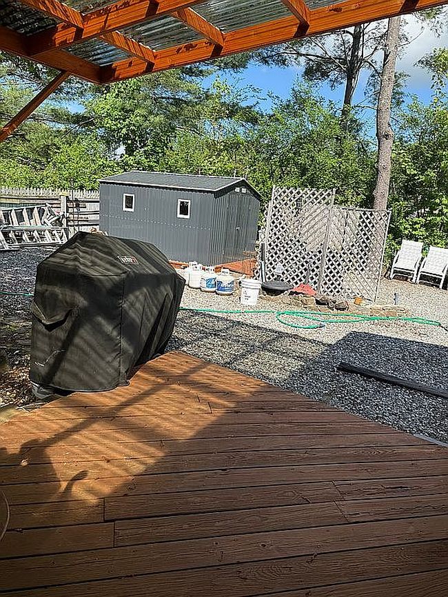 Image of 82 Parkway Trailer Ct