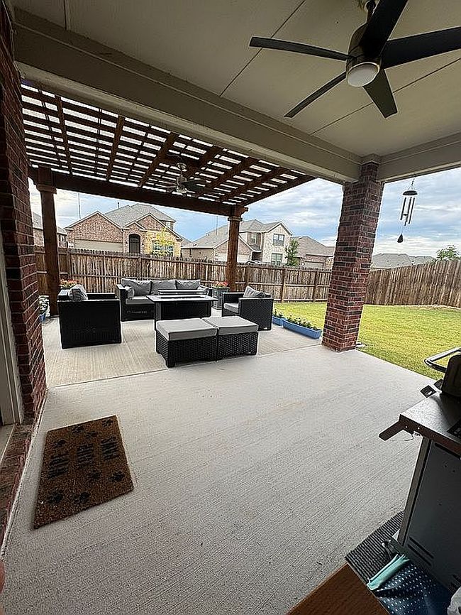 Additional photo 2 of property located at 11203 Hawks Landing Dr