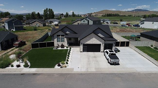 Image of 1321 E 100 N