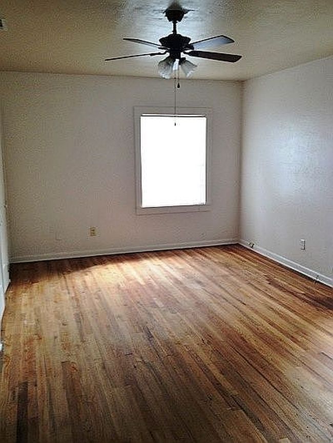 Photo of 906 John Paul Jones Ave, Leesville, LA