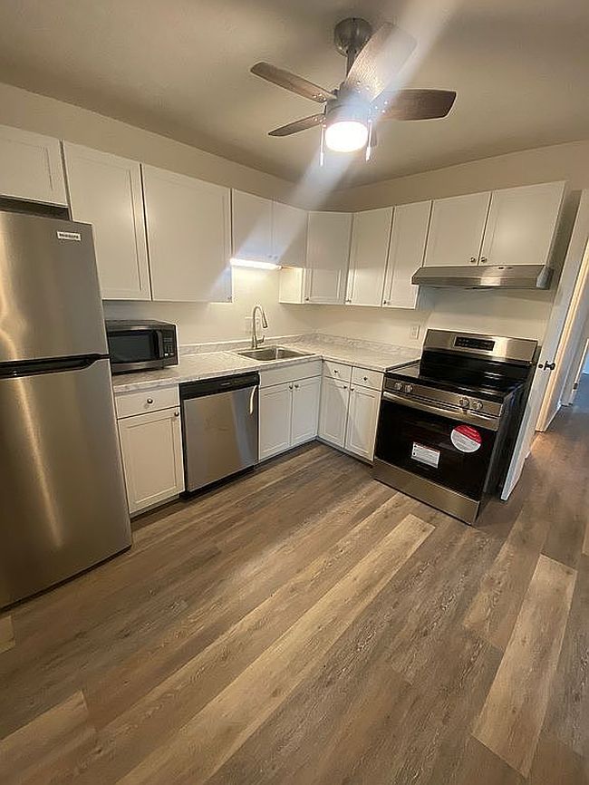 Image of 7217 Creekview Dr