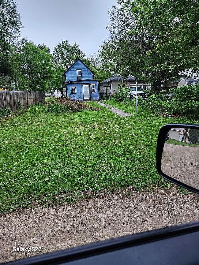 Image of 1007 N Oak St