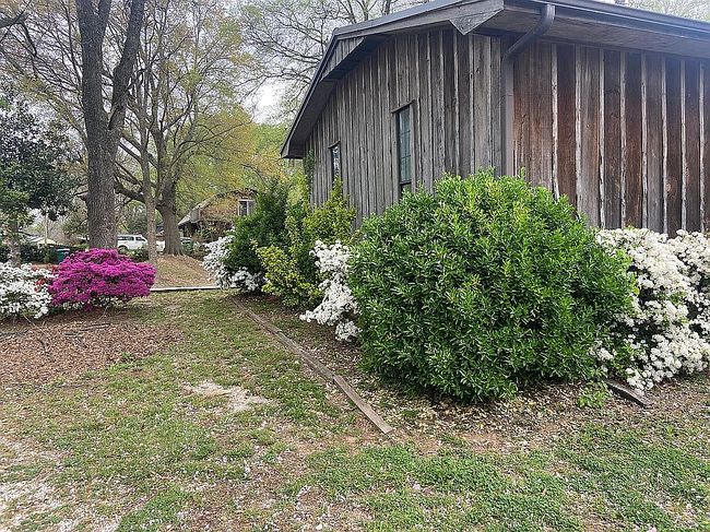 Image of 3115 Riverside Dr