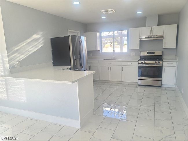 Preview of property located at 3040 Harewood Ave