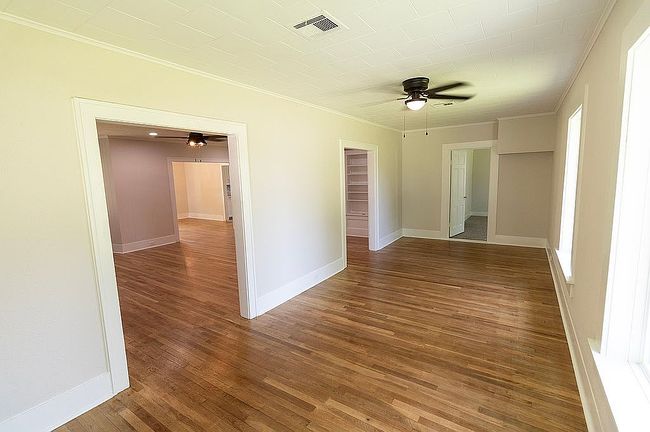 Image of 214 Pine St
