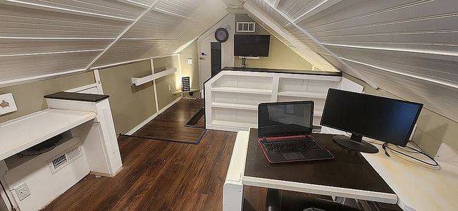 Preview of property located at 165 Storrs Ave