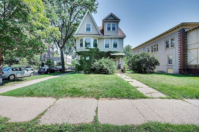 2501 Emerson Ave S, Minneapolis, MN