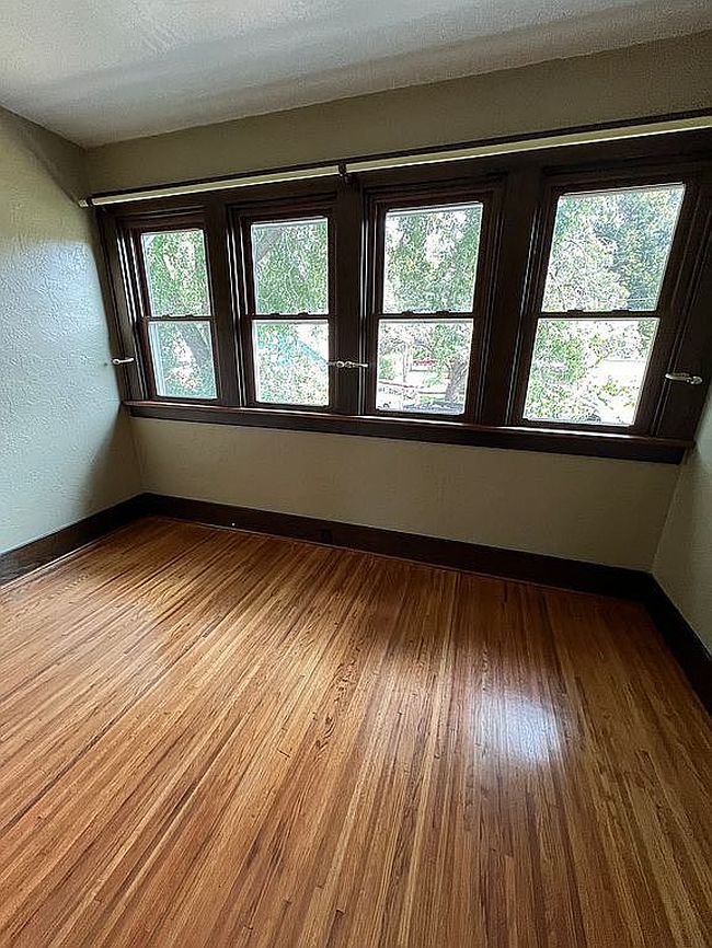 Image of 520 1st Ave Sw