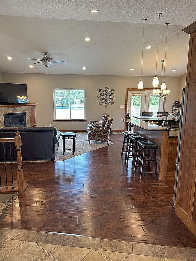 Image of 1145 10th St