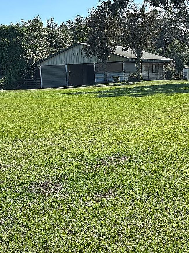 Photo of 3817 Ryans Ln, Zephyrhills, FL