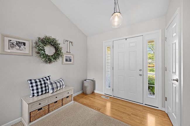 Photo of 405 Westview Dr, Edwardsville, IL