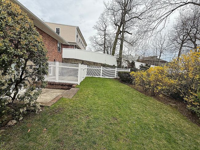 Image of 19614 Como Ave