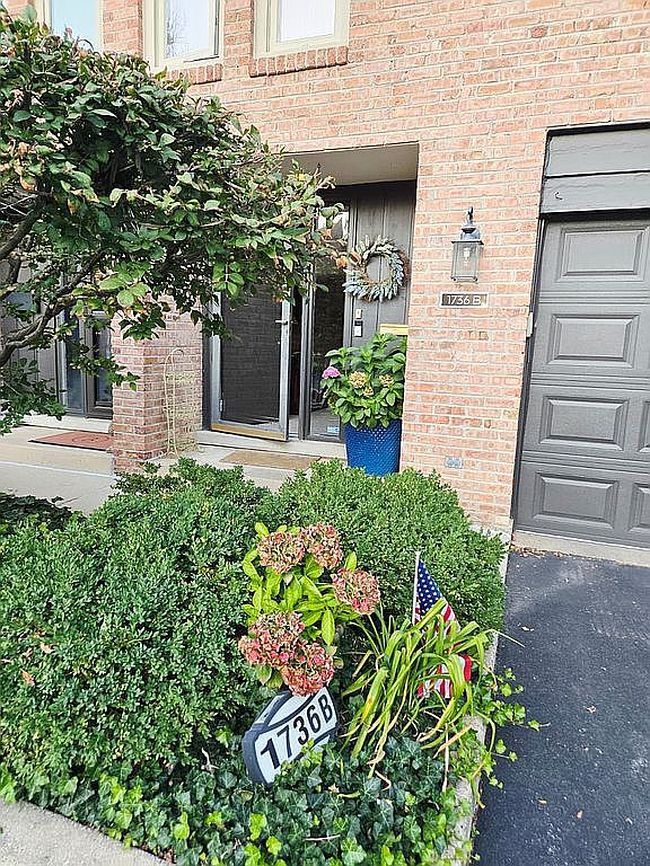 Photo of 1736 Wildberry Dr #13-B