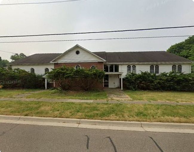 Photo of 705 E West St, Sturgis, MI