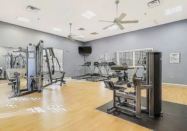 Photo of 8201 Green Parrot Rd Unit 307, Jacksonville, FL