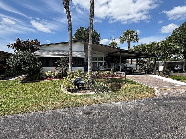 Image of 412 Swan Dr