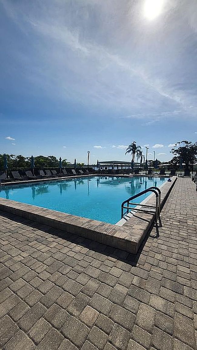 Image of 2407 Pier Dr