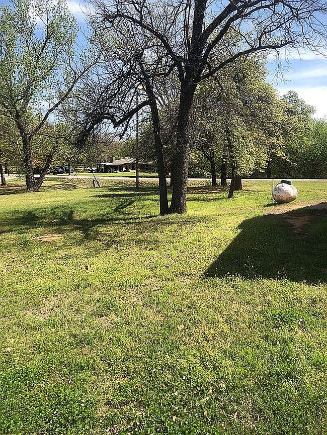Photo of 116 Connolly Dr, Mcloud, OK