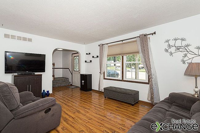 Photo of 1320 Medina Ct, Bettendorf, IA