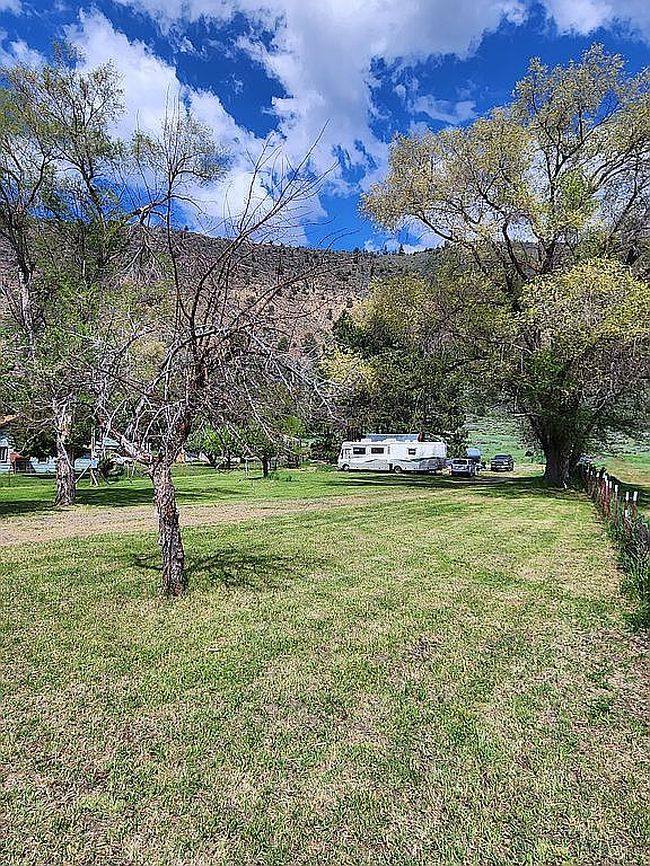 Photo of 9027 Shady Pine Rd, Klamath Falls, OR