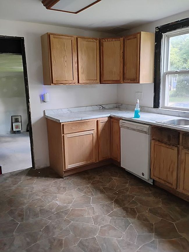 Photo of 501 S Pierpont Ave, Rockford, IL