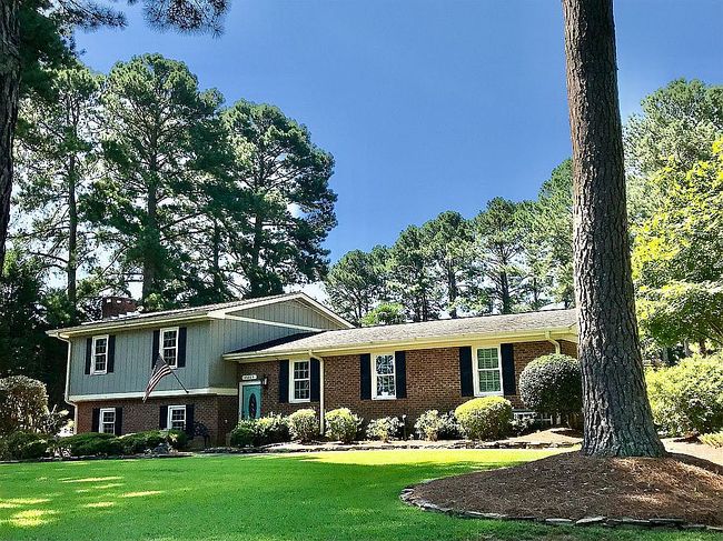 Photo of 4005 Western Hills Dr, Sanford, NC