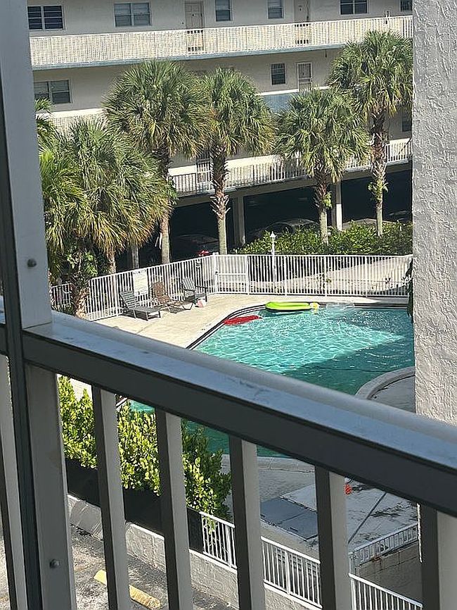 Photo of 16750 Ne 10th Ave Apt 322, North Miami Beach, FL