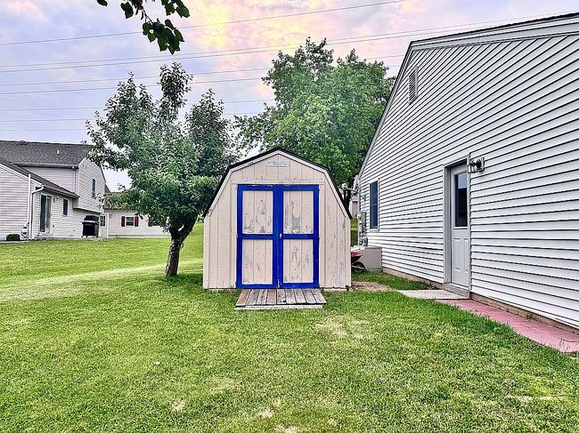 Image of 3478 Sullivan St