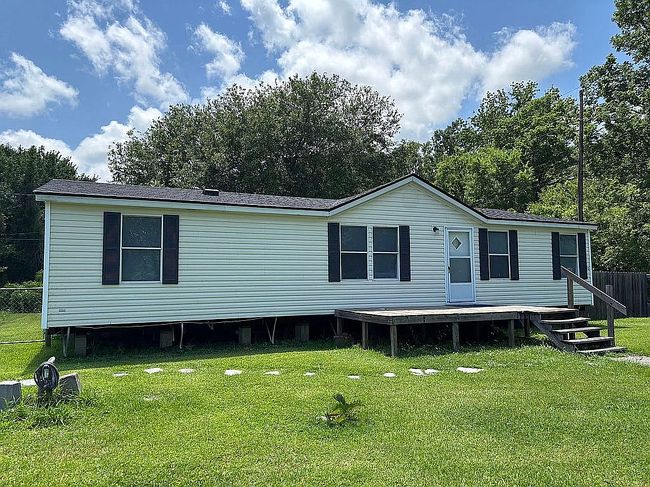 Photo of 400 Paradise Ln