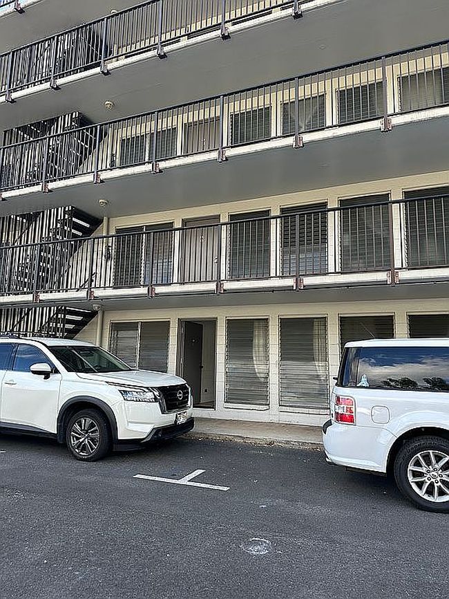 Image of 2501 Coyne St Apt 101