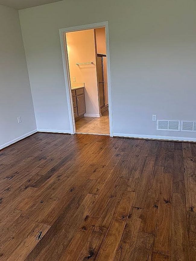 Image of 113 Garrison Dr